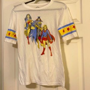 Licensed DC Comics Originals Distressed Superhero Women Junior Women’s XL Tee